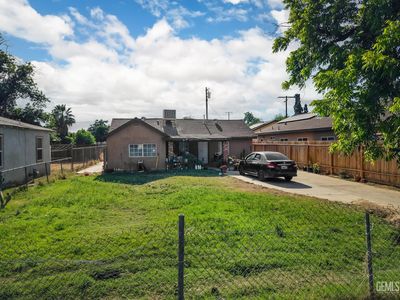 Property at 310 Madison St, Bakersfield, CA