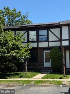 4 W Orange Ct
