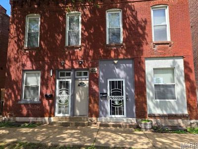 3113-3115 Magnolia Ave