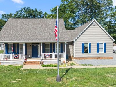 387 Harbor Dr