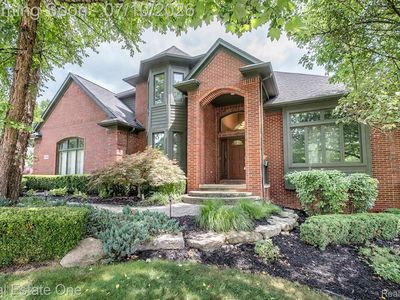 4488 Philip Ln