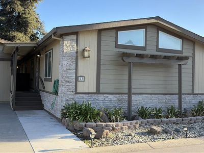 23 Wild Rose Ct