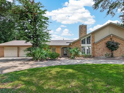 5026 Mockingbird Ln