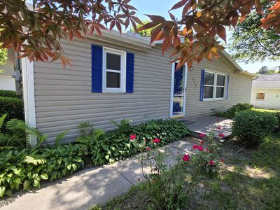 715 W Main St