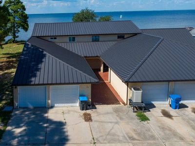 362 Moonlight Bay Dr