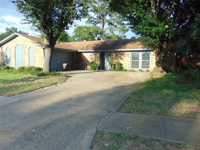 5420 Kings Manor Dr