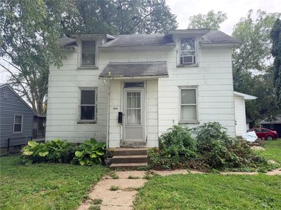 Property at 414 2nd Ave NW, Mount Vernon, IA