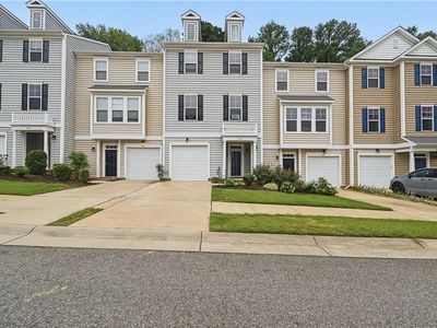 105 Prosperity Ct