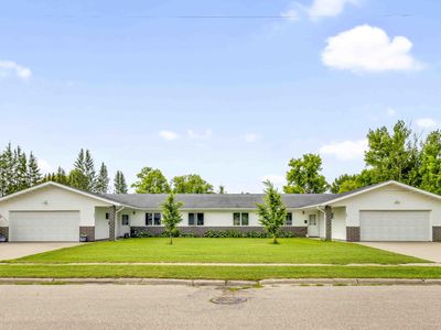 313 & 315 W 3rd Ave S