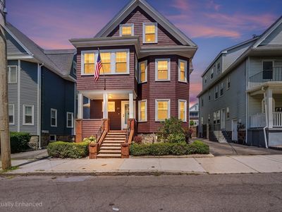 27 Peirce Ave