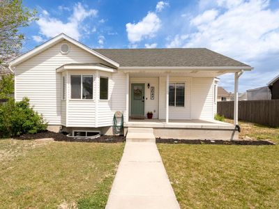 2047 E Weeping Willow Way