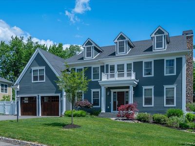 17 Riverton Drive