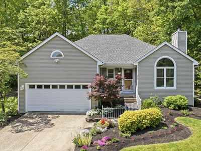 2739 Queenswood Dr