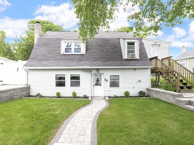 25 Nickerson Rd