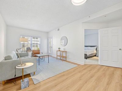 1075 Peachtree Walk NE Unit A301