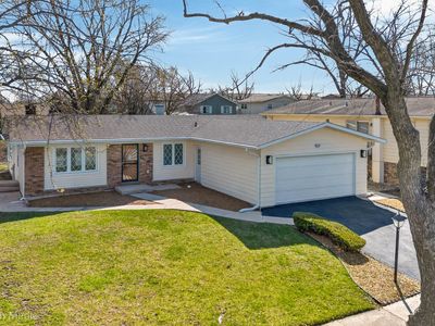 22509 Mission Dr