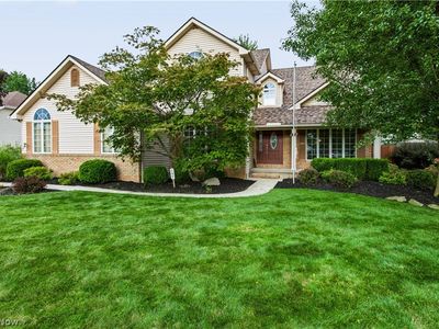 697 Cherry Valley Dr