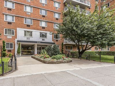 39-65 52nd St APT 8K