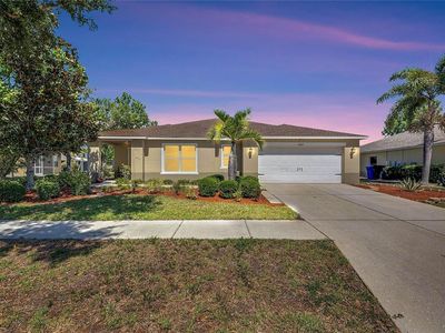 Property at 5204 Moon Shell Dr, Apollo Beach, FL