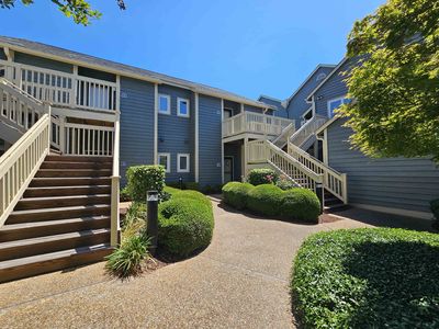808 Castleford Circle #3-D