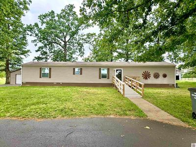 1211 Lawson Rd