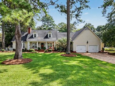 2530 Pheasant Dr