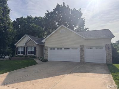1706 Chestnut Farms Ct