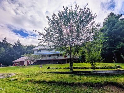 15 Mercurio Way