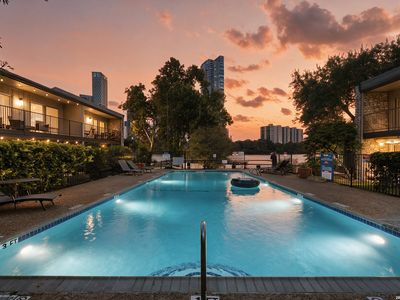 500 E Riverside Dr #268