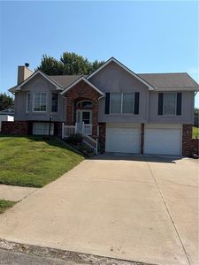 3101 N 39th Ter