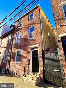 245 E Allen St