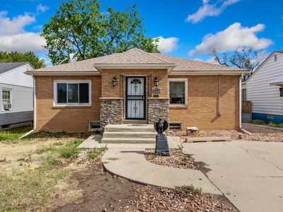 Property at 327 W Eisenhower Blvd, Loveland, CO