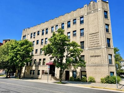 787 Summit Ave BLDG 787 #11