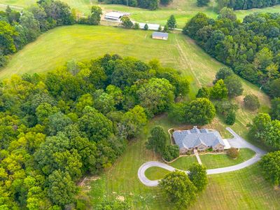2835 S Highway 261
