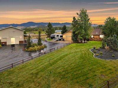 635 Ida Ln