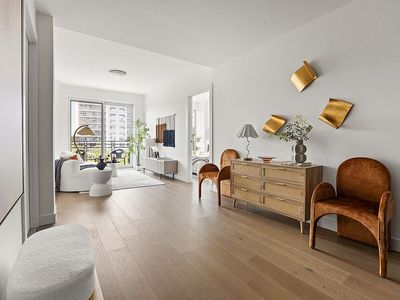 379 Ocean Pkwy APT 5B