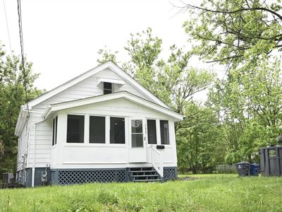 206 Collingwood Ave