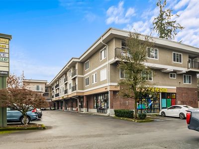 10240 Bridgeport Way SW