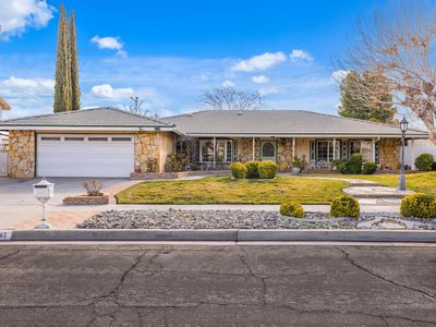 1642 Staffordshire Dr