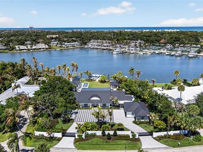 519 Bay Dr