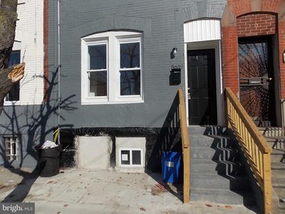 5619 Arch St