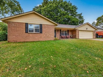 1869 Putnam Dr
