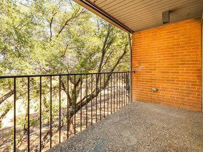 524 E Avenue J APT C