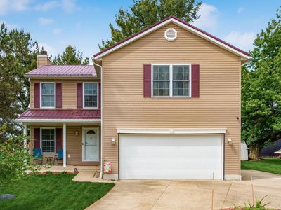 5108 Bateson Dr NE