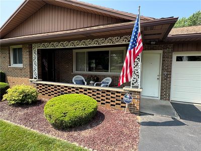 1076 Hrezent View Ln