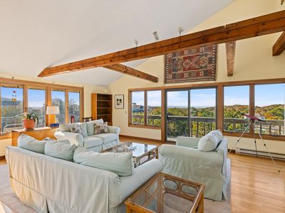 14 Creek Round Hill Road