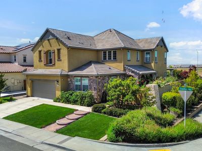 7152 Greenford Way