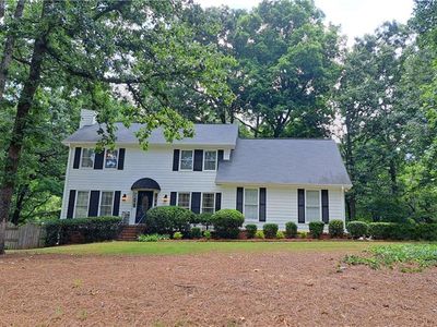 110 Acorn Dr