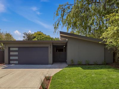 3705 Starr King Cir
