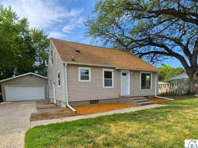 1518 Center St